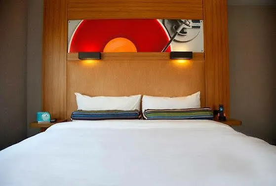 Aloft Hotel Calgary University